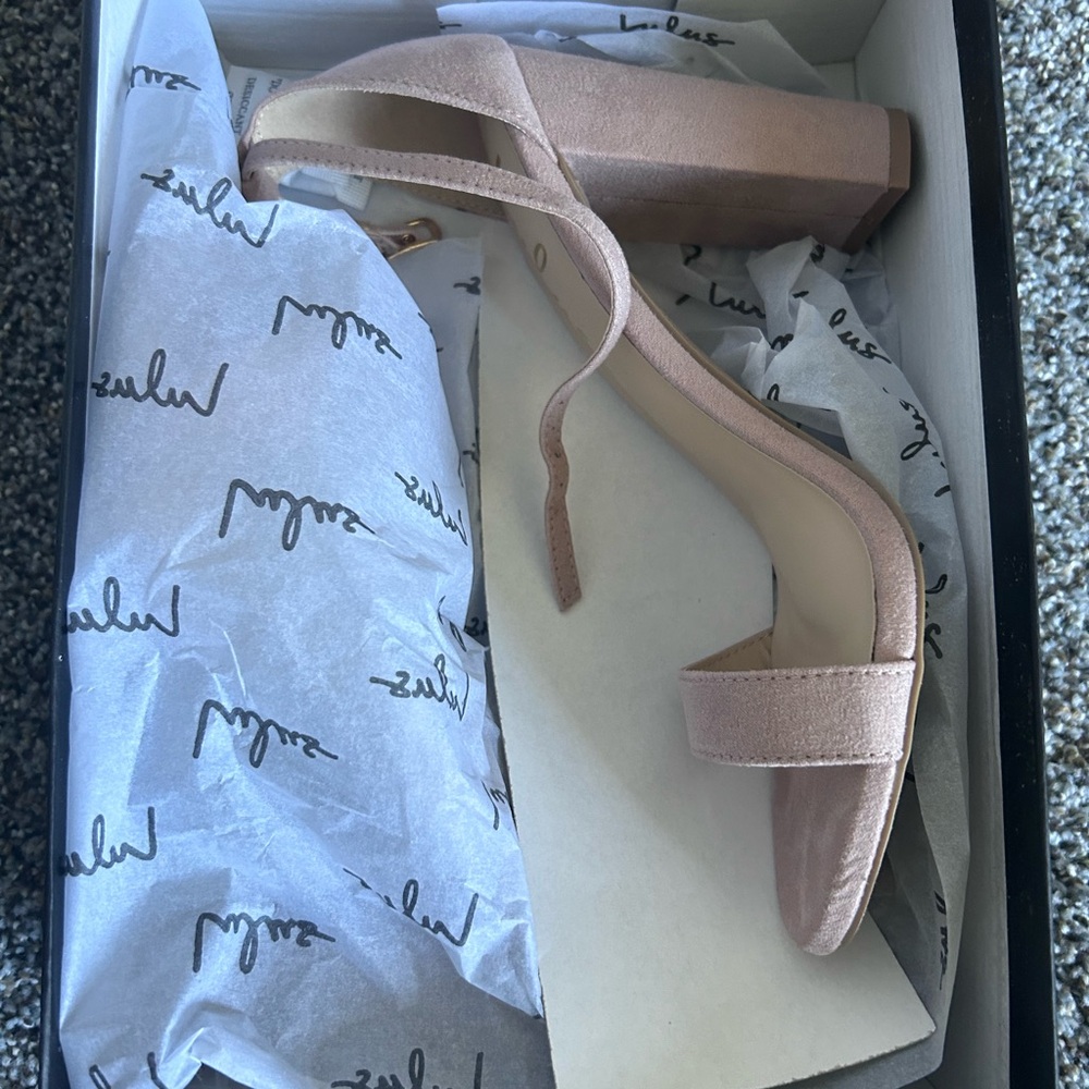 Lulu's Blush Suede Block Heel Sandals